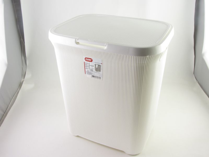 Műanyag szennyestartó 52 liter dekoros - török